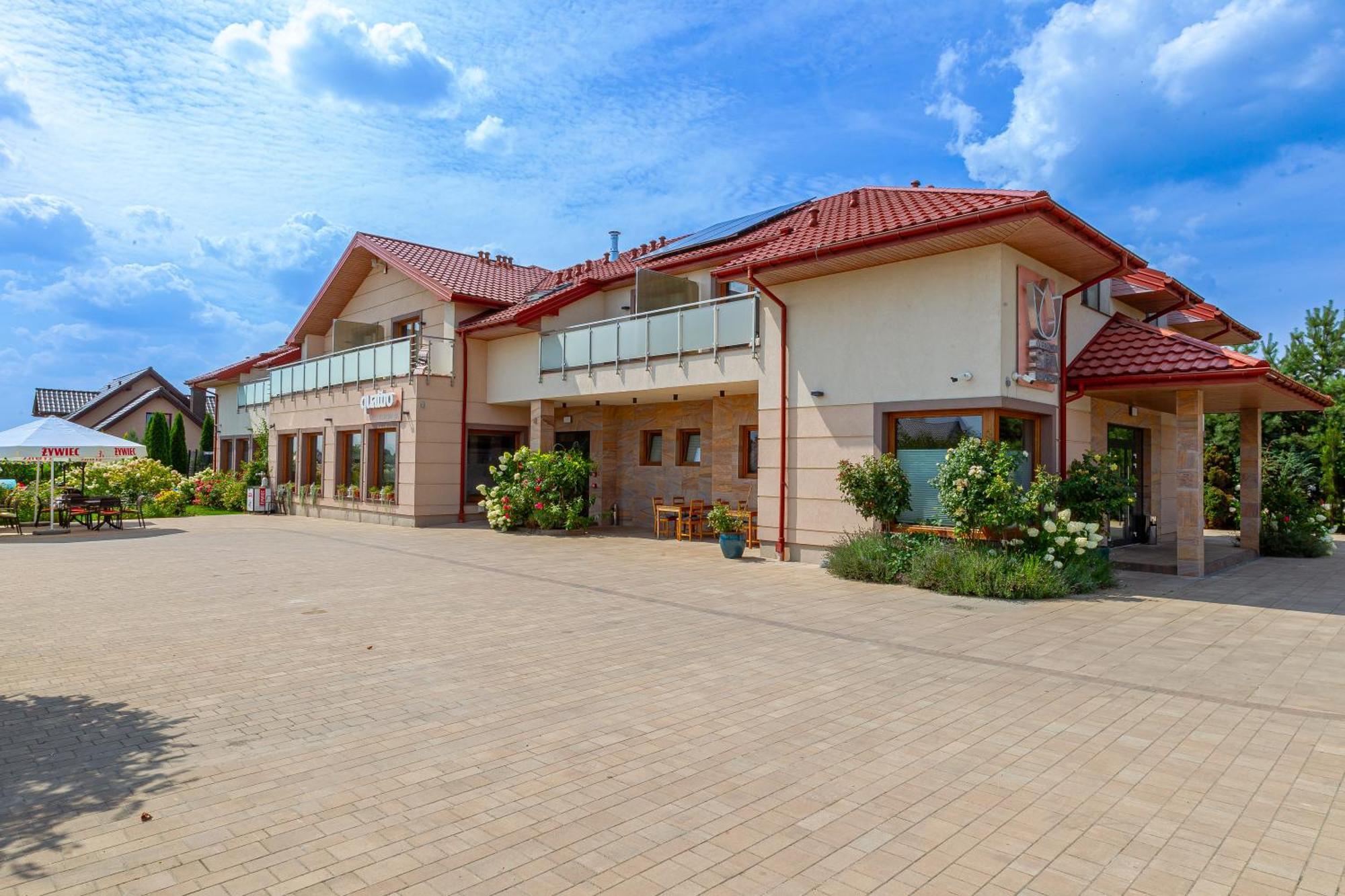 Medical Spa Kwiatowa Łęczyca Exterior foto